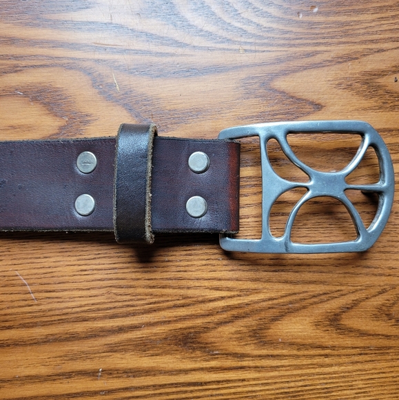 VINTAGE OXFORD 1973 | NICKEL BUCKLE BROWN BELT